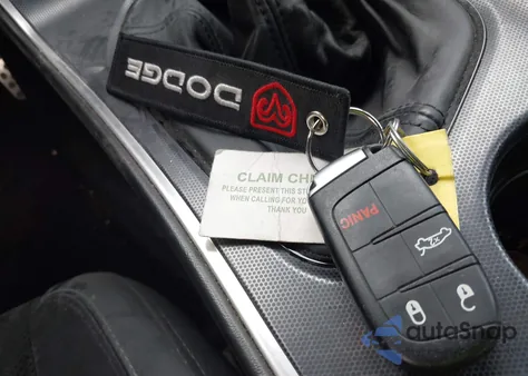 2016 Dodge Challenger R/T Plus z USA, uszkodzony, nr VIN 2C3CDZBT4GH143007